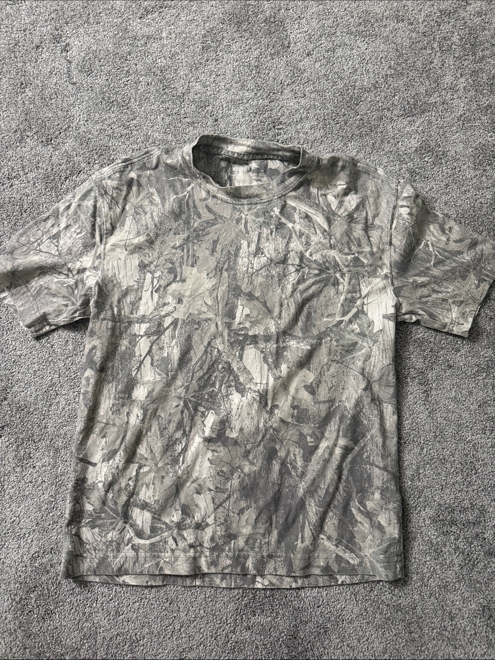Hollister Men's Short-Sleeve Camouflage Tee